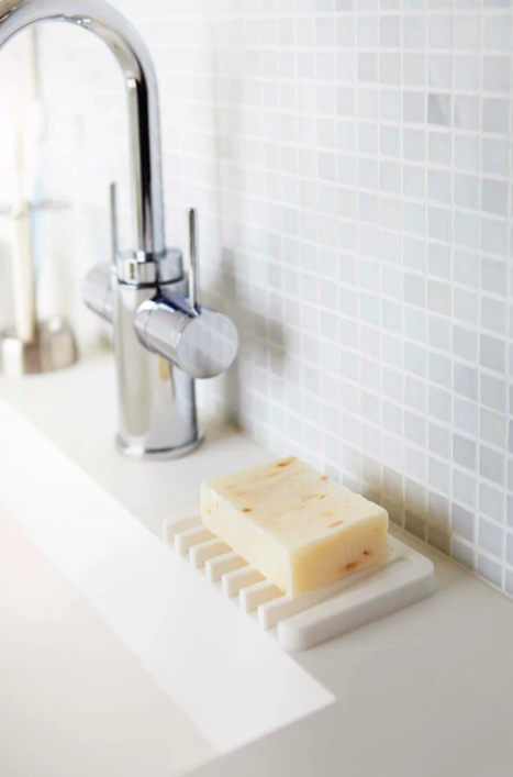 The Bare Home Self-Draining Silicone Soap Tray